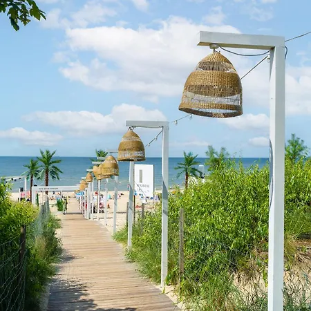 Your Holidays Wave B862 Miedzyzdroje